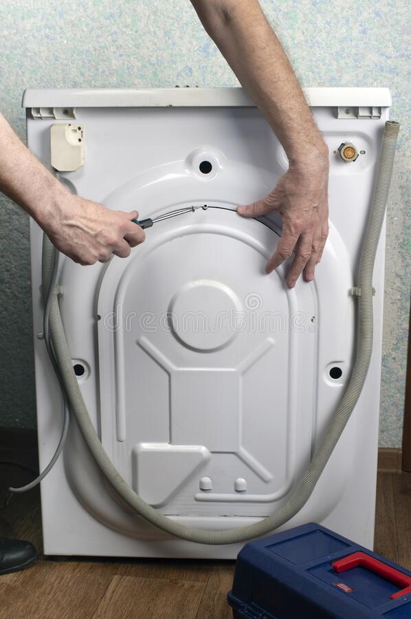 مركز أرشد إصلاح الغسالات اتوماتيك فى جدة technician